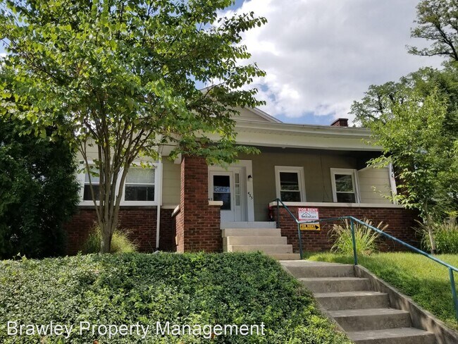 Foto del edificio - 5 br, 2.5 bath House - 425 N. Lincoln St