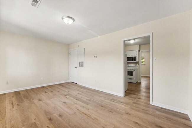 Foto del edificio - 1309 Hudson Ave