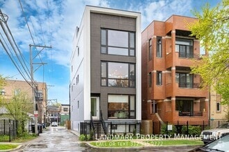 Building Photo - 1545 N Artesian Ave