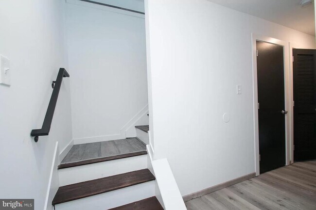 Building Photo - 1401 N Felton St