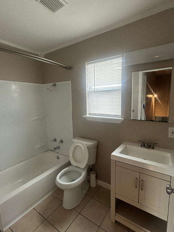 Building Photo - 4418 Acushnet Dr