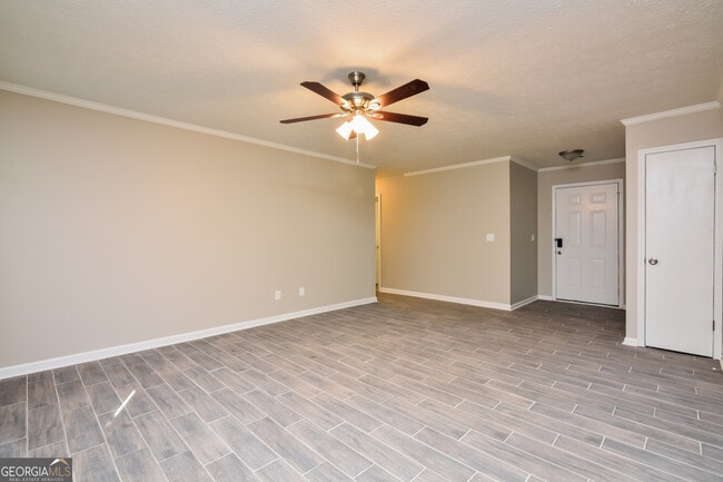 Building Photo - 1642 Sugarmaple Dr SW