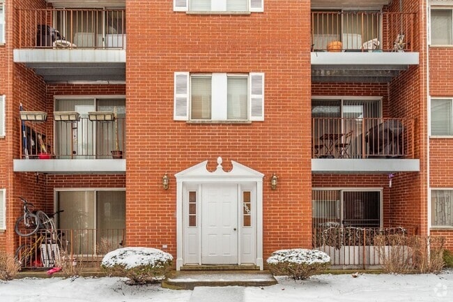 Building Photo - 489 Leslie Ct