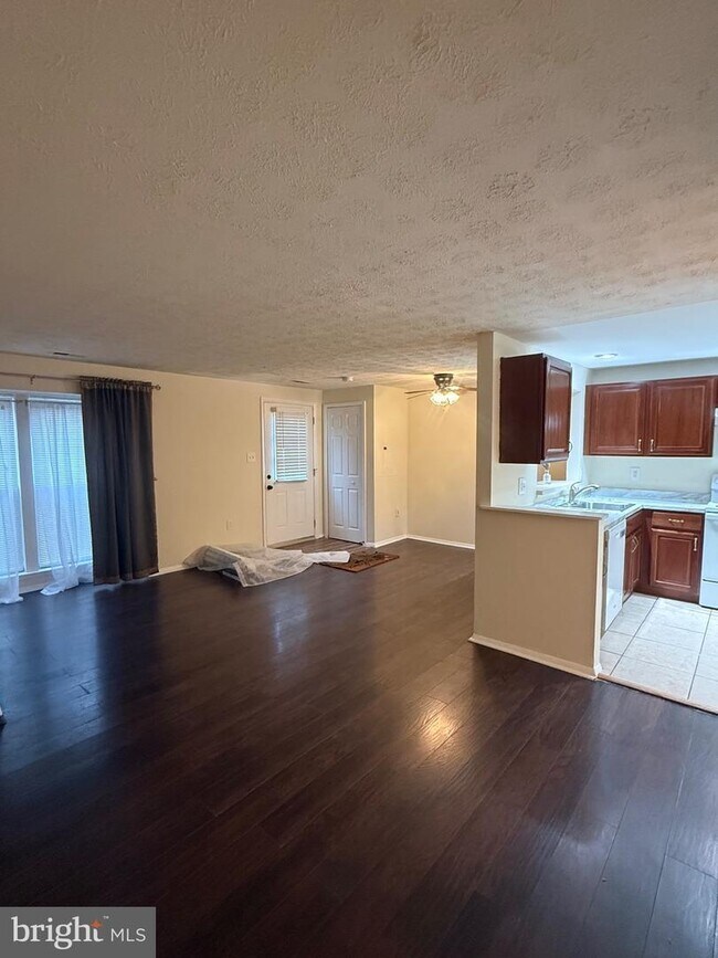 Building Photo - 13331 Whitechurch Cir