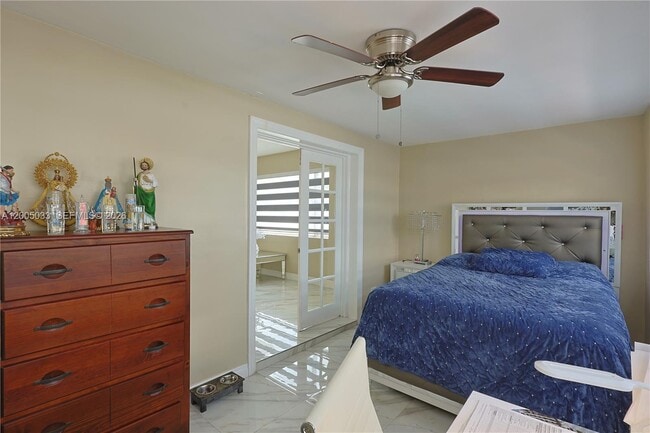 Building Photo - 4147 W 8th Ave