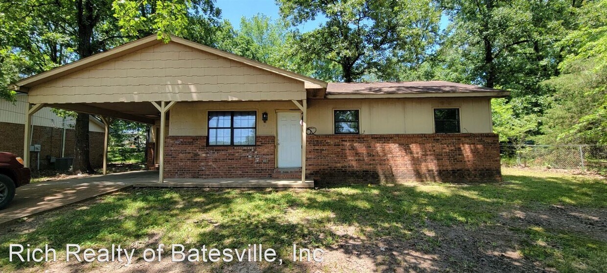 Primary Photo - 3 br, 1.5 bath House - 43 Buckeye Ln.