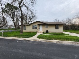 Building Photo - 501 McNeil