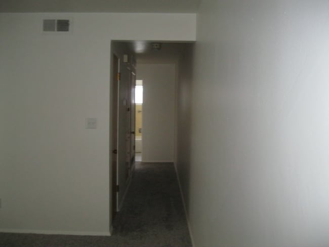 Foto del edificio - 716 24th St S