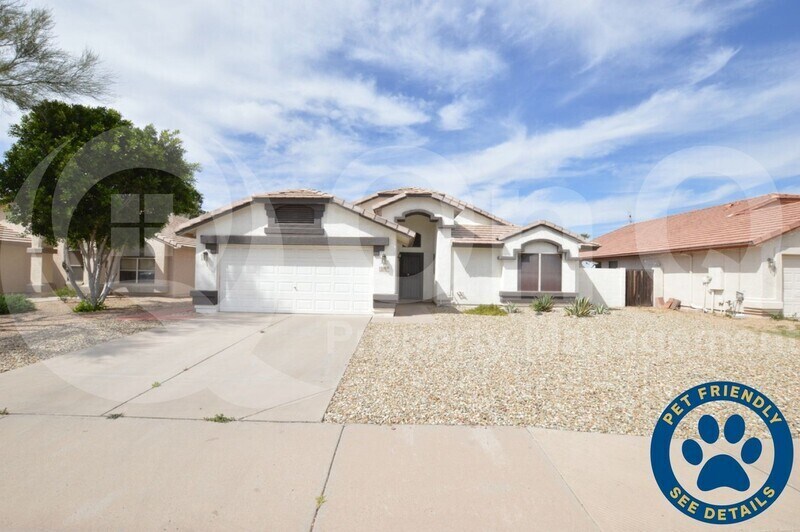 Foto principal - 2272 E Rawhide St