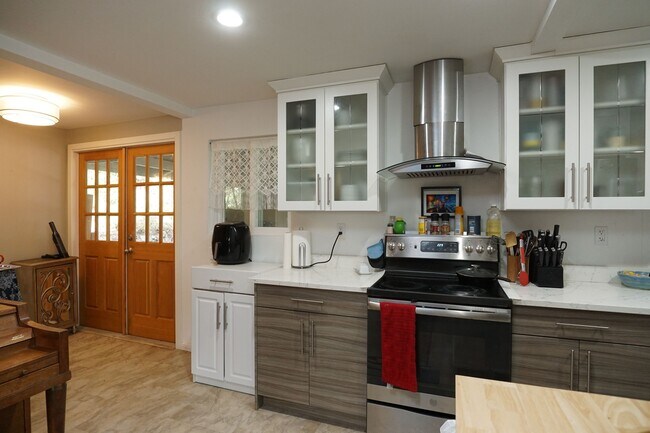 Foto del edificio - 13638 24th Ave S