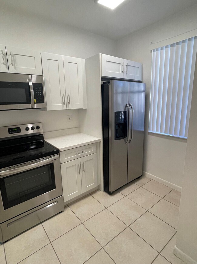 17383 NW 7th Ave, Miami Gardens, FL 33169 Townhome Rentals in Miami