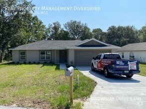 Building Photo - 27 Dogwood Dr Ln