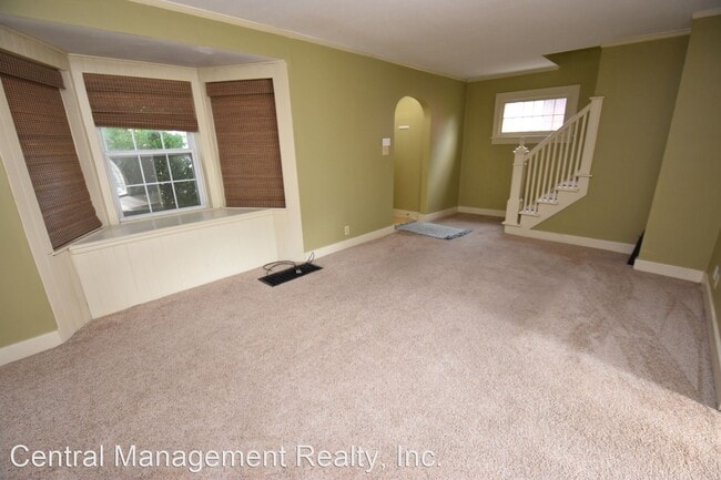 Building Photo - 2 br, 1.5 bath House - 828 S. 28th