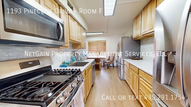 Foto del edificio - 1193 Pinecone Dr