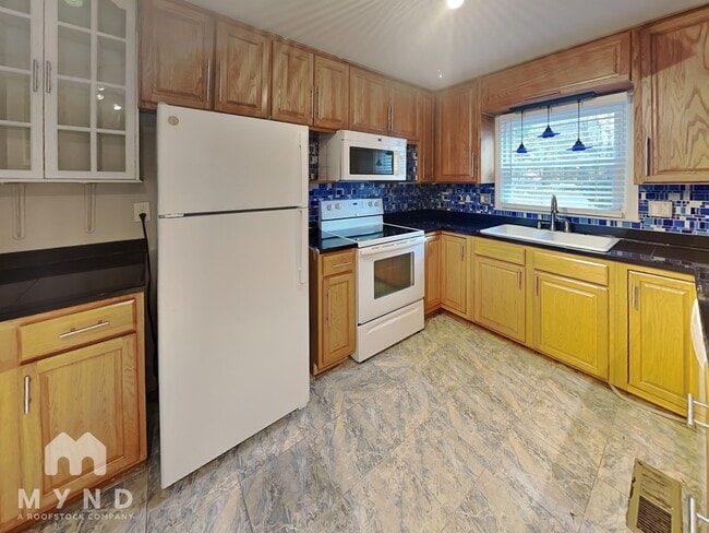 Foto del edificio - 4729 Stillwood Cove