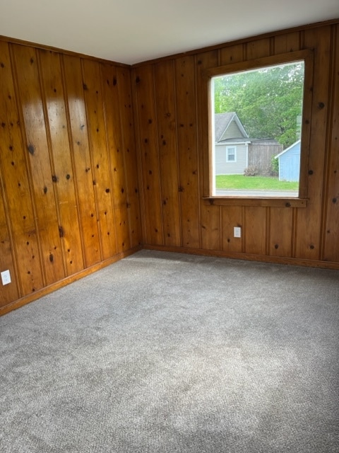 Living Area - 104 W Hembree St