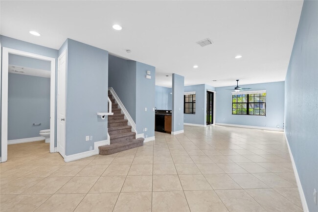 Foto del edificio - 10810 NW 74th Dr