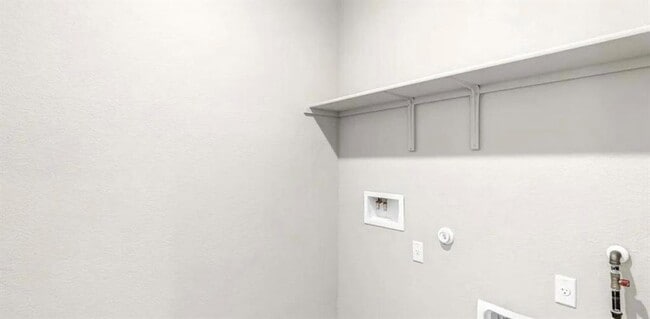 Building Photo - 400 Barton Creek Ln