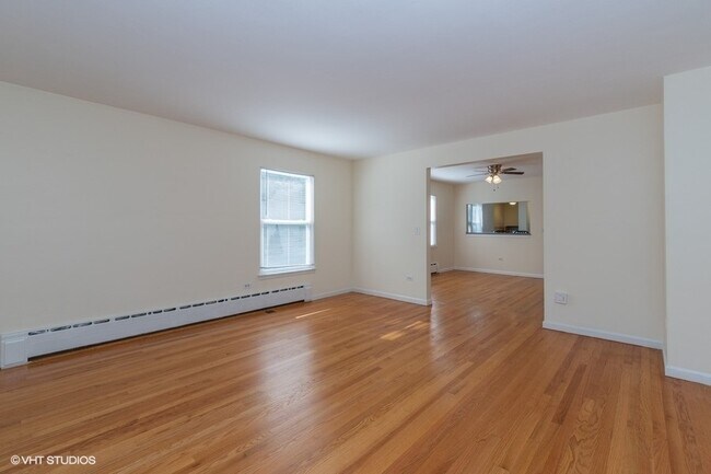 Building Photo - 246 Highwood Ave