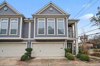 Building Photo - 2416 Charleston St