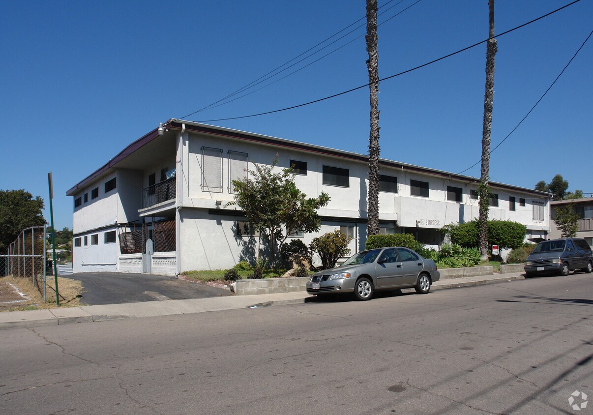 Primary Photo - 7630-7632 Sturgess Ave