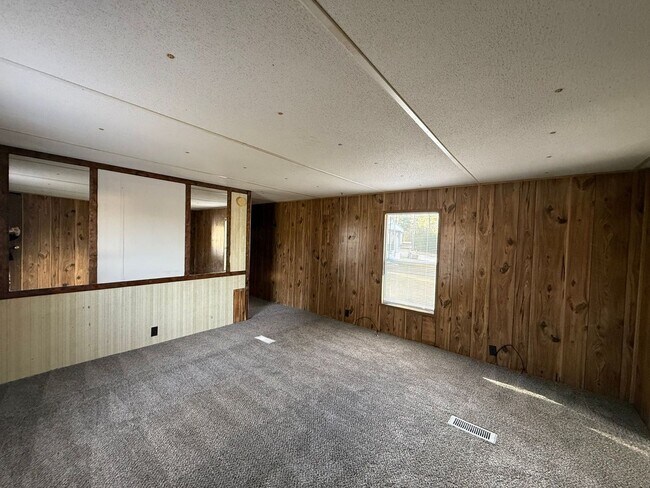 Foto del edificio - 2 bedroom, 1 bath Mobile Home