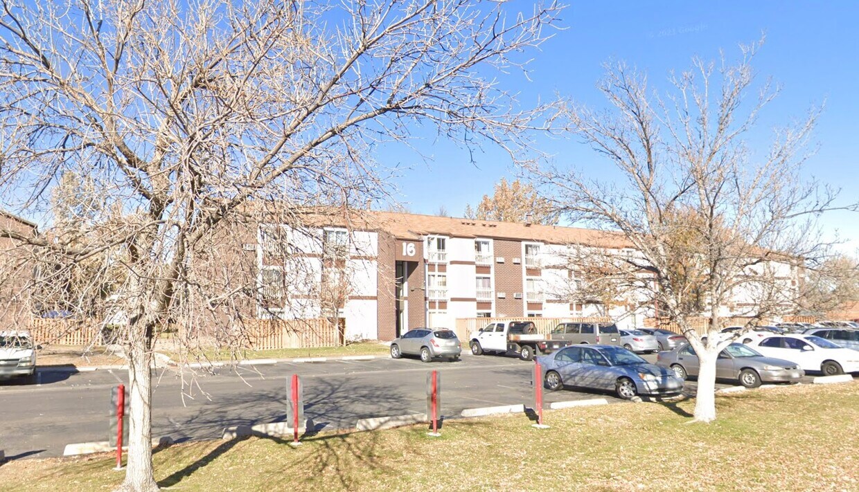 Foto principal - 630 S Dayton St