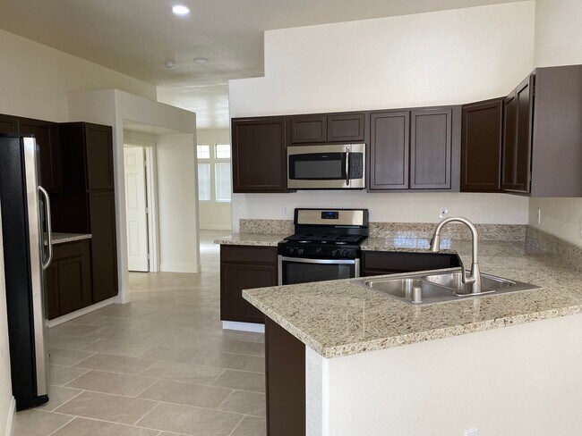 Foto del edificio - 2252 Bridle Wreath Ln