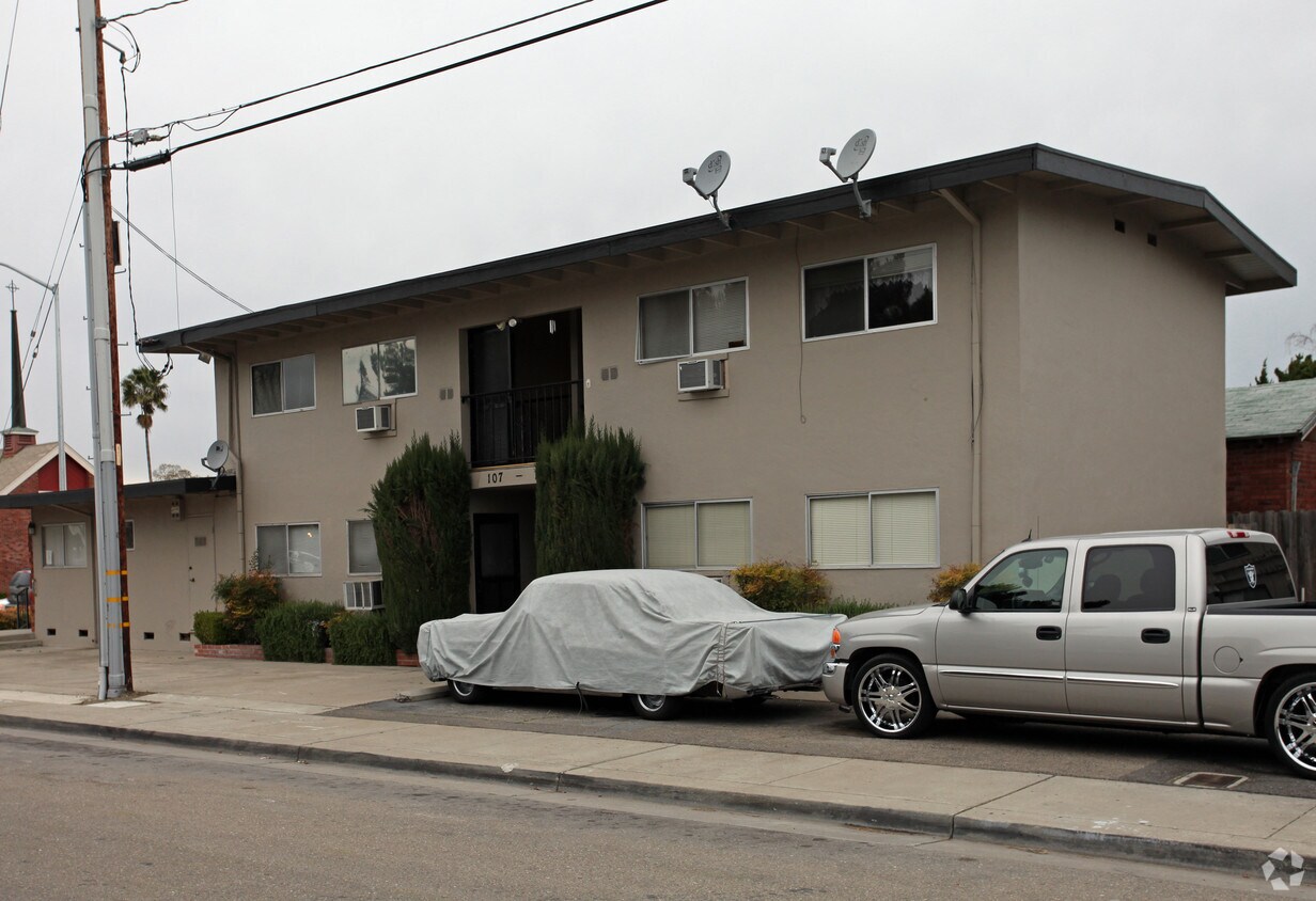Building Photo - 3640 N El Dorado St
