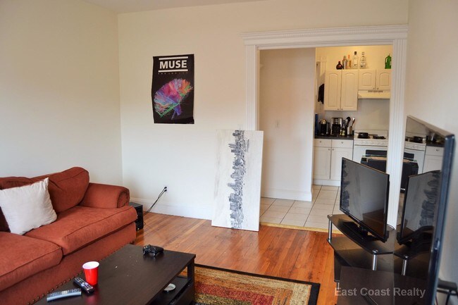 Building Photo - 1298 Commonwealth Ave