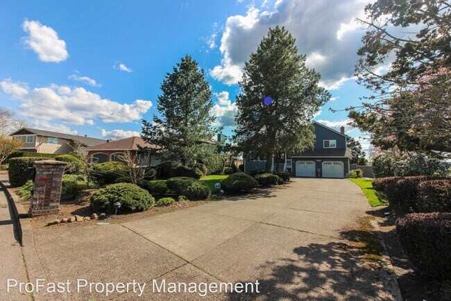 Foto del edificio - 3 br, 2.5 bath House - 20106 NE Interlache...