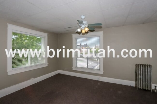 Building Photo - 273-275 S. 400 E. - 7