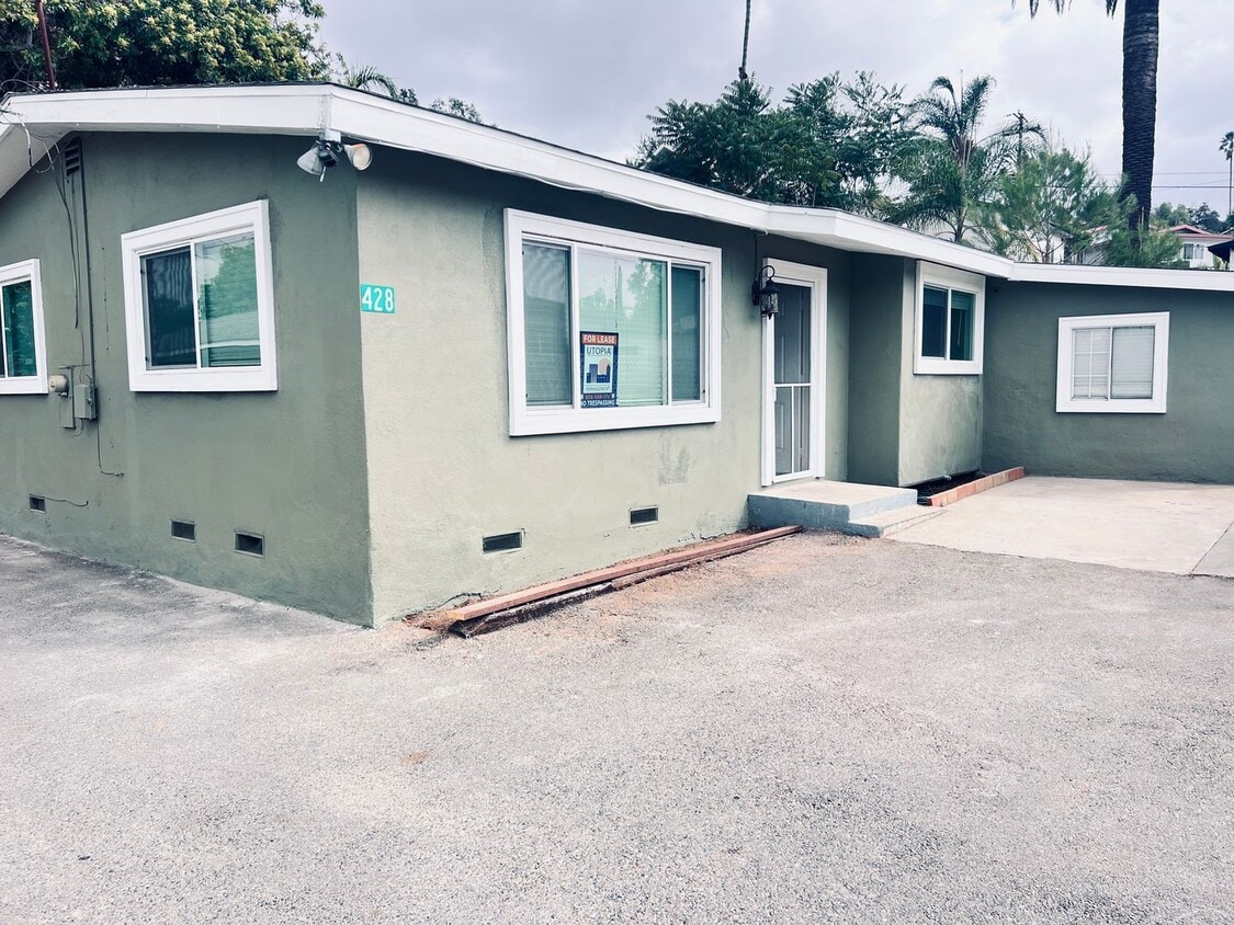 Primary Photo - Escondido Historic Neighborhood 2 Bedroom ...
