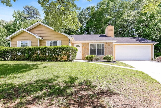 Building Photo - 225 River Birch Dr