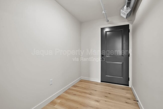 Interior Photo - Coney Island Lofts