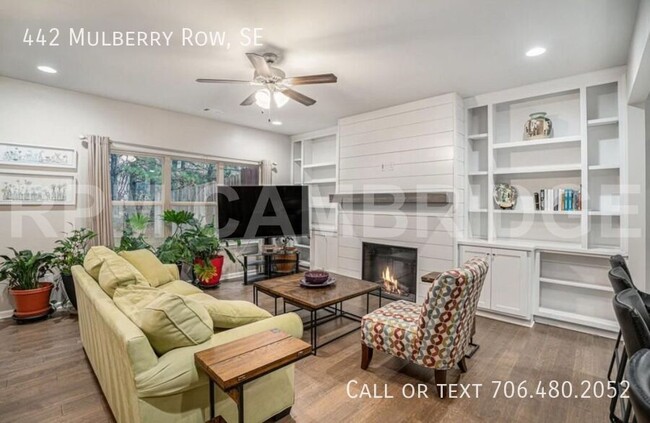 Building Photo - 442 Mulberry Row