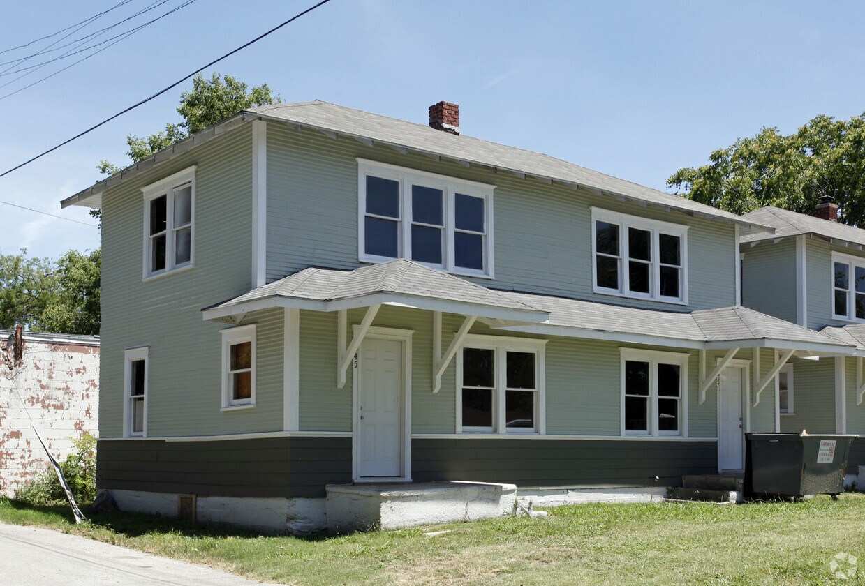 Primary Photo - 1345-1251 E 6th St