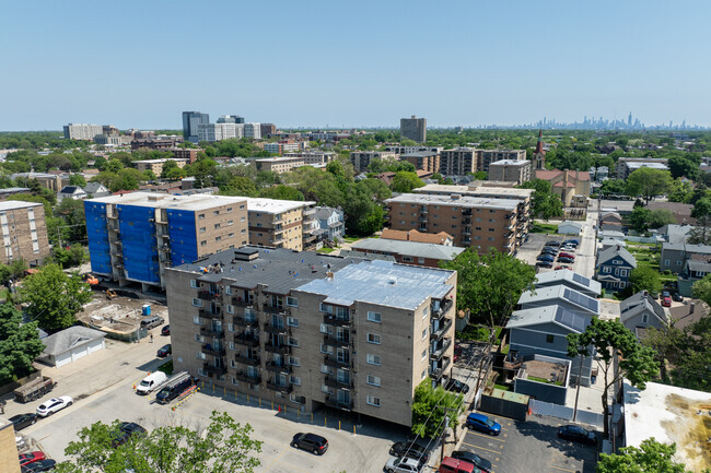 Context - Forest Park Apartments Bldg 2