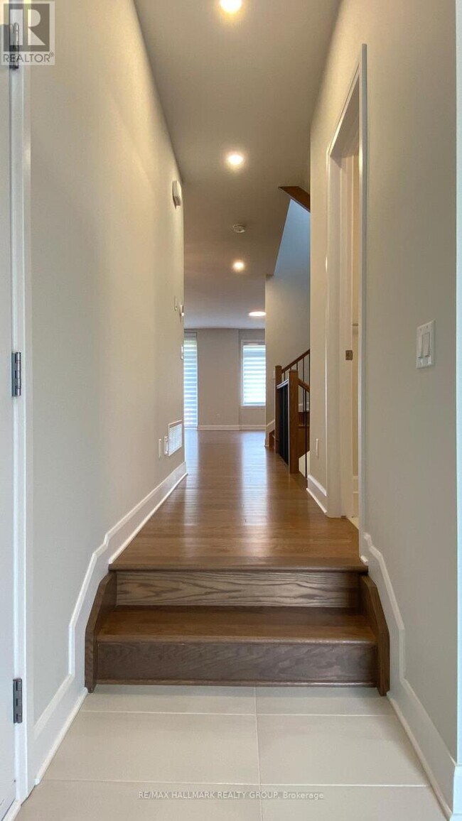 Photo du bâtiment - 1308 Whitlow Grass Wy