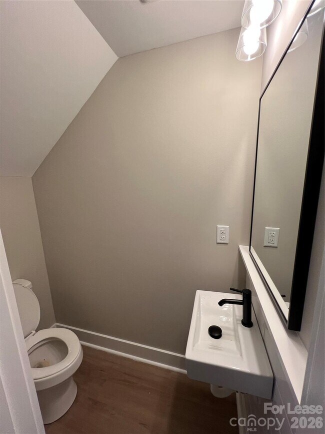 Foto del edificio - 412 N 4th St