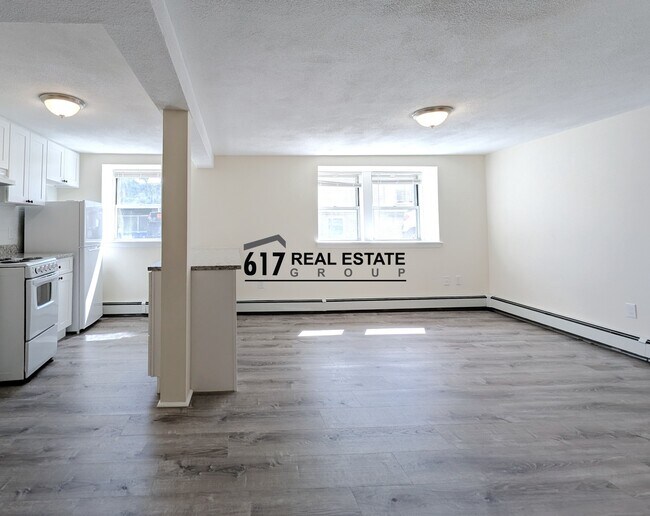 Foto del edificio - 160 N Beacon St