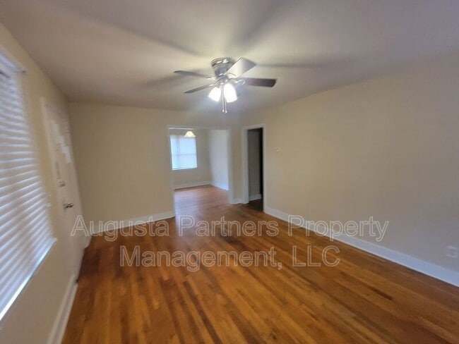 Building Photo - 1927 Wrightsboro Rd