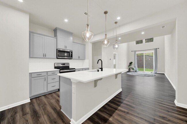 Foto del edificio - Lovely 3 Bed 3.5 Bath Townhome in Indian L...