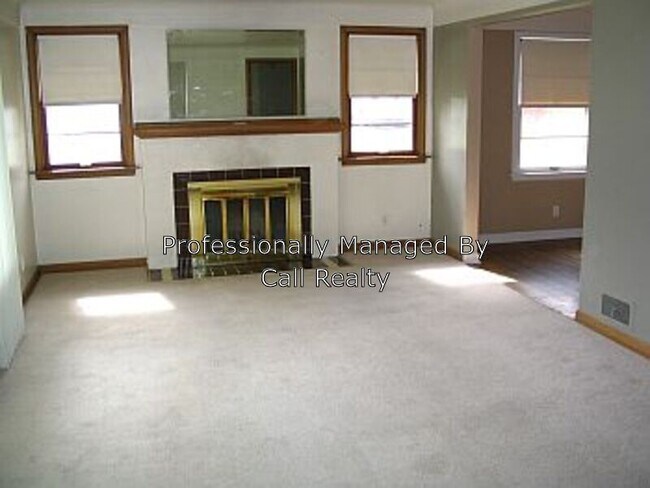 Foto del edificio - 2338 W Walton Ave