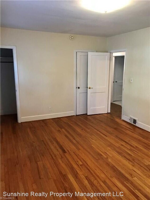 Primary Photo - 3 br, 1.5 bath House - 1408 Wendover Dr