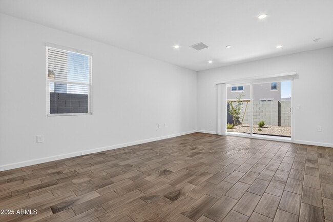 Foto del edificio - 9284 S Mara Dr