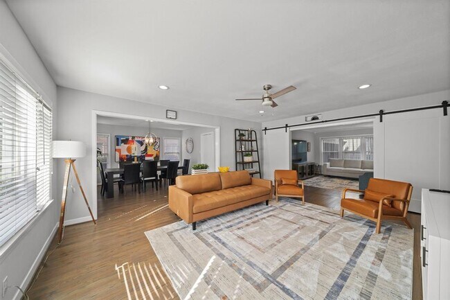Foto del edificio - 2324 Wordsworth St