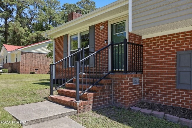 Building Photo - 109 Stillbrook Ct