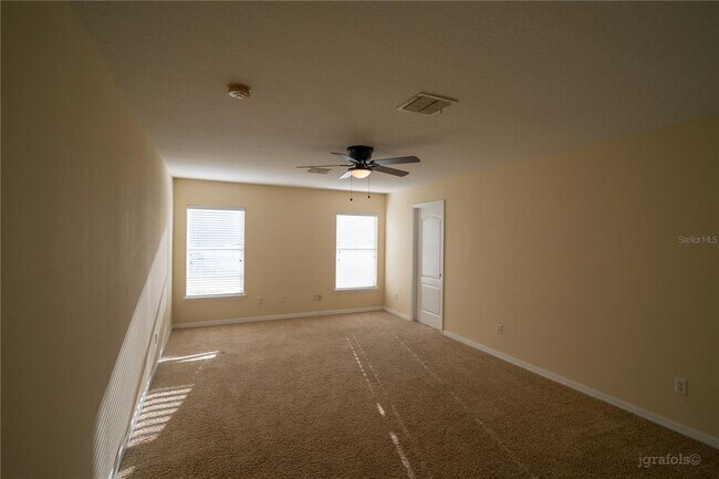 Building Photo - 2136 Shadow Creek Dr