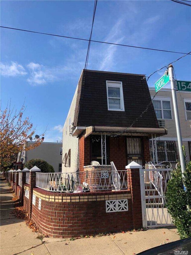 Primary Photo - 107-14 154th St